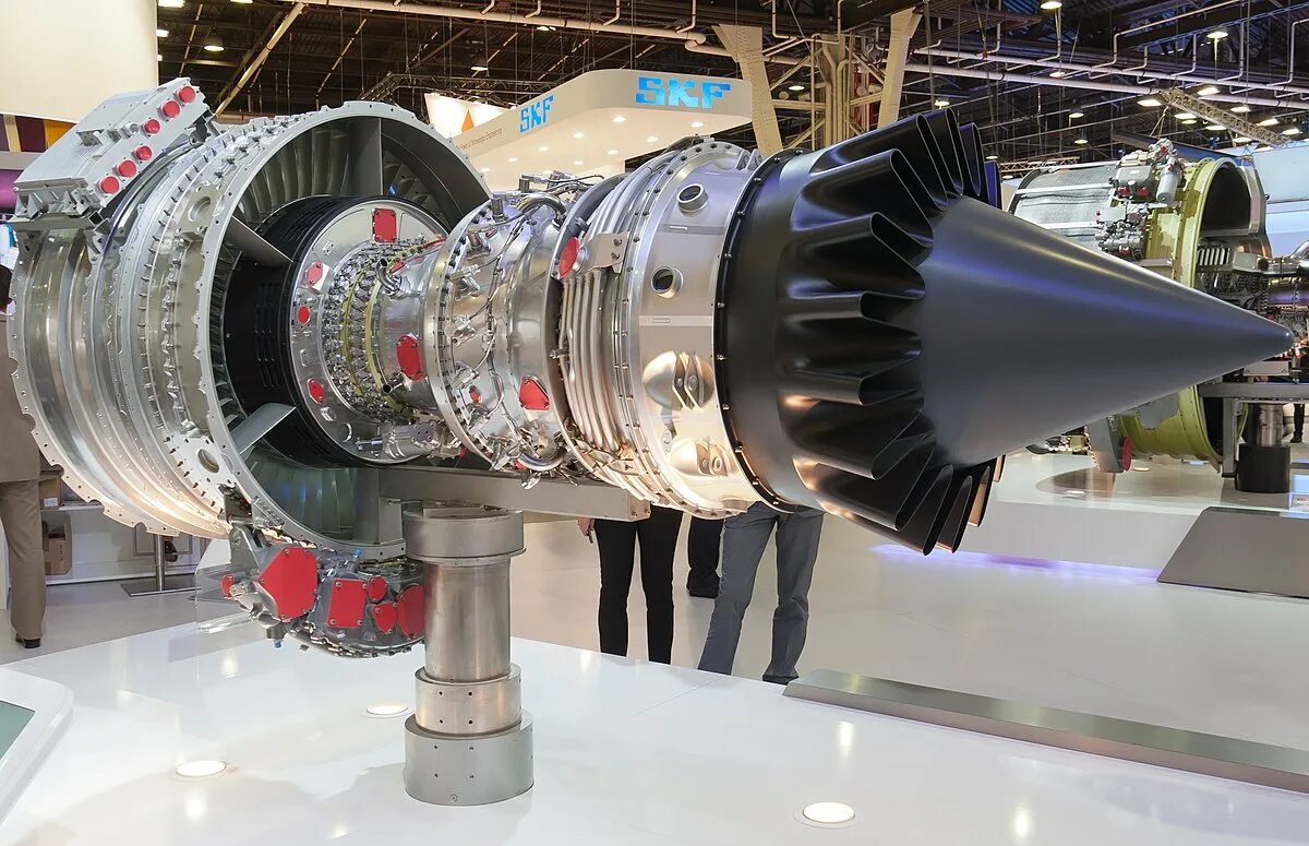 Реактивный двигатель фото File:Snecma Silvercrest business jet engine PAS 2013 01.jpg - Wikipedia