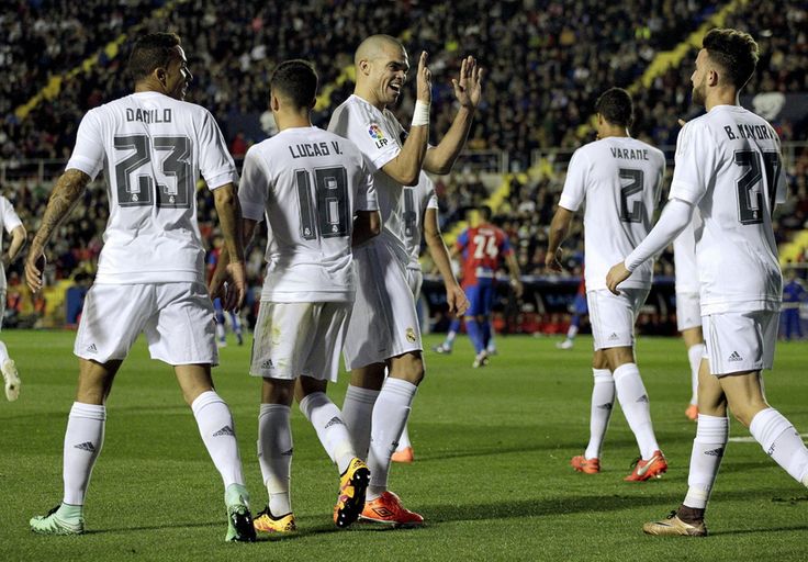 Реал 7 фото Levante 1-3 Real Madrid match report Real madrid, Real madrid players, Real madr