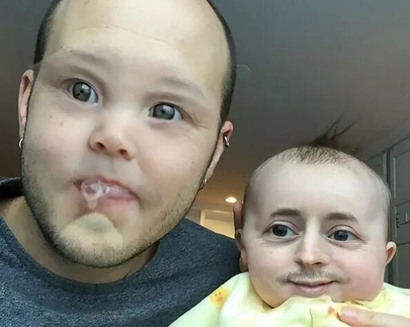 Реалистичная замена лица на фото Face Swap - 30 Funny Pictures - FunnyFoto Funny face swap, Funny face photo, Fun