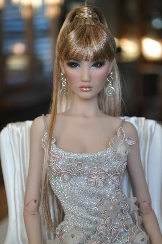 Реалистичные куклы фото Pin on Doll Artistry - Barbie Barbie gowns, Dress barbie doll, Doll dress