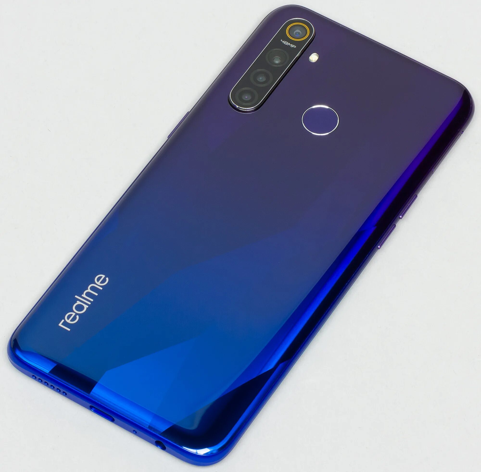 Реалми 9 фото Обзор смартфона Realme 5 Pro