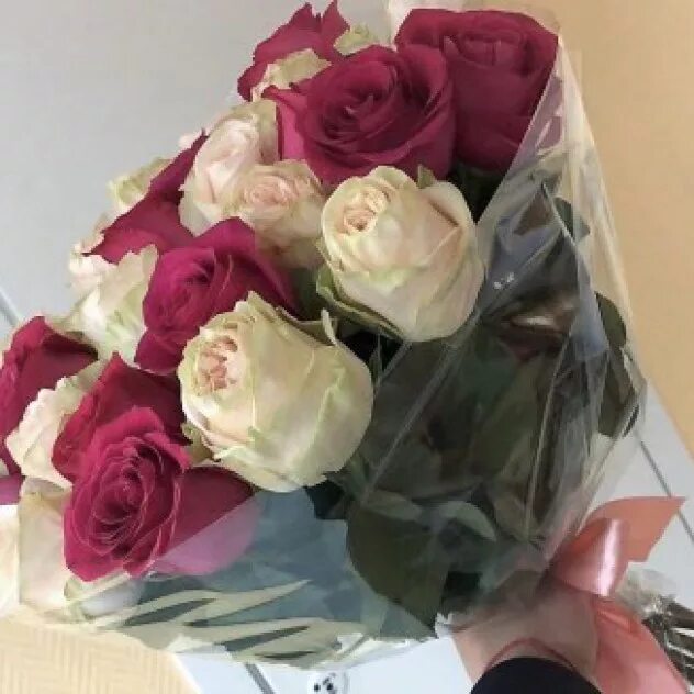 Реальные букеты цветов фото в жизни выложенные Payment for flower delivery: Gentle madness in Saratov