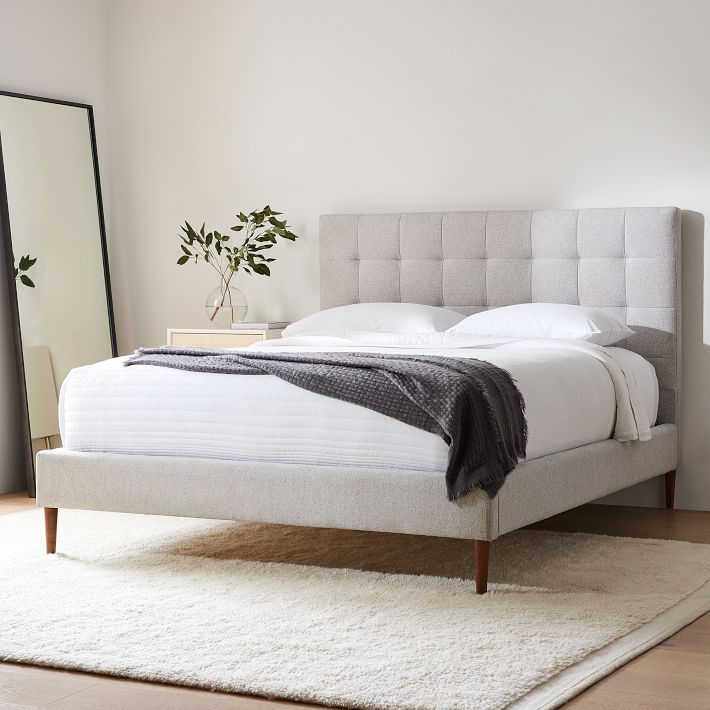 Реальные фото кроватей в спальню Emmett Tufted Bed - Wood Legs West Elm