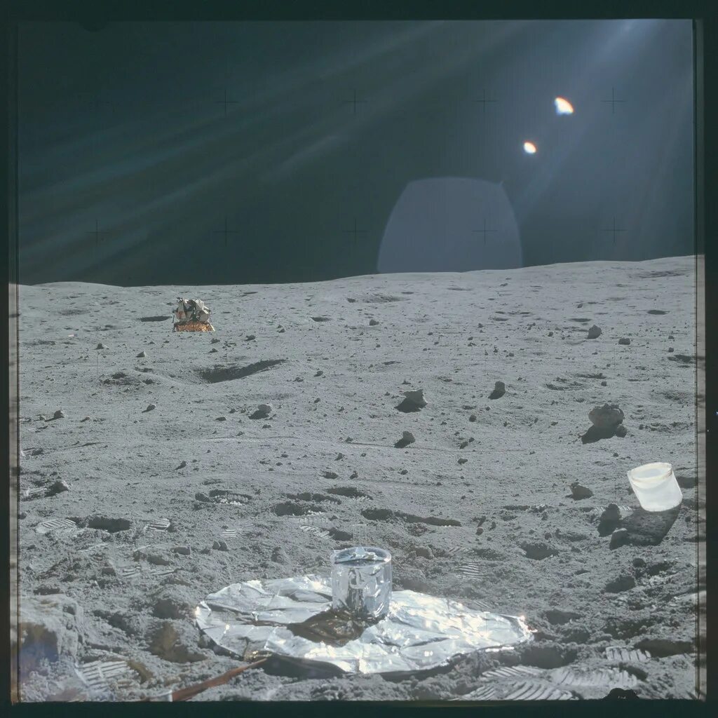 Реальные фото с луны AS16-113-18360 Apollo 16 Hasselblad image from film magazi. Flickr