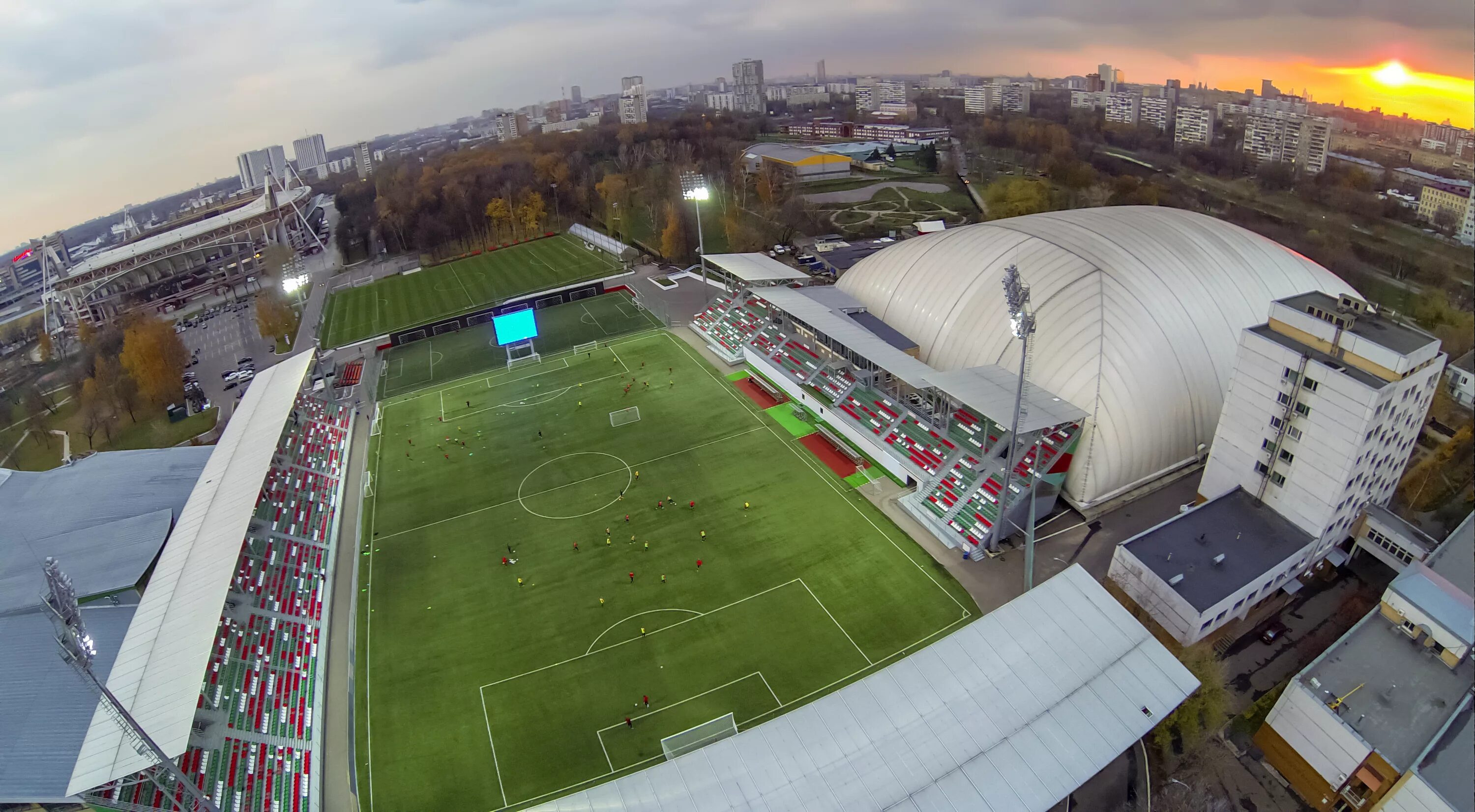 Реалспорт арена москва улица городянка фото Казанка". На старт! 03.05.2024 16:08:04 ФК "Локомотив" Москва ⚽