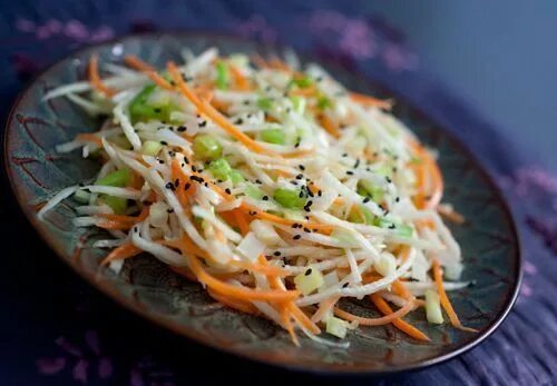 Редька дайкон рецепты приготовления салатов с фото Gajar Aur Muli Ki Salad Recipe In Urdu - Recipe Healthy food menu, Delicious veg