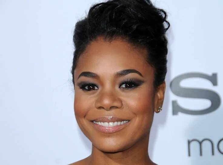 Реджина холл фото 1920x1422 Regina Hall Desktop Backgrounds Wallpaper