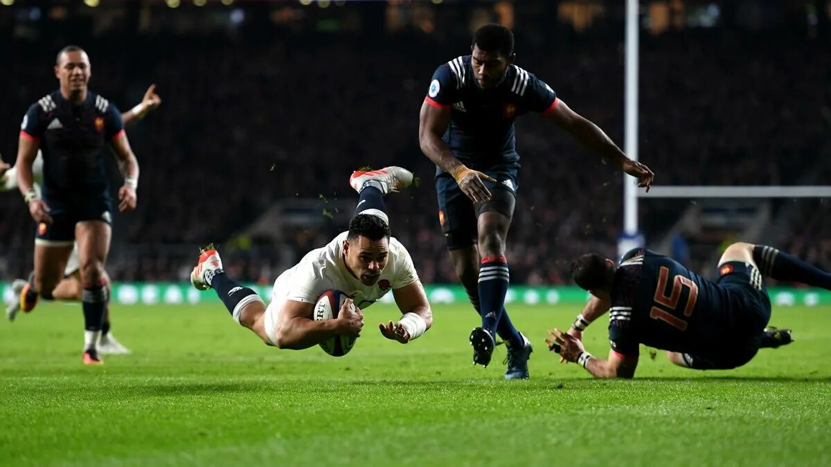 Регби ворота фото Te'o the hero as England scrape home to set record