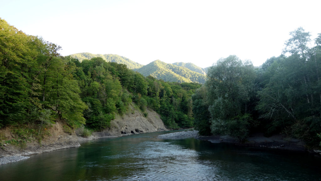 Река белая краснодарский край фото Подвесной мост через Белую в урочище Никель - ещё один интересный объект на глав