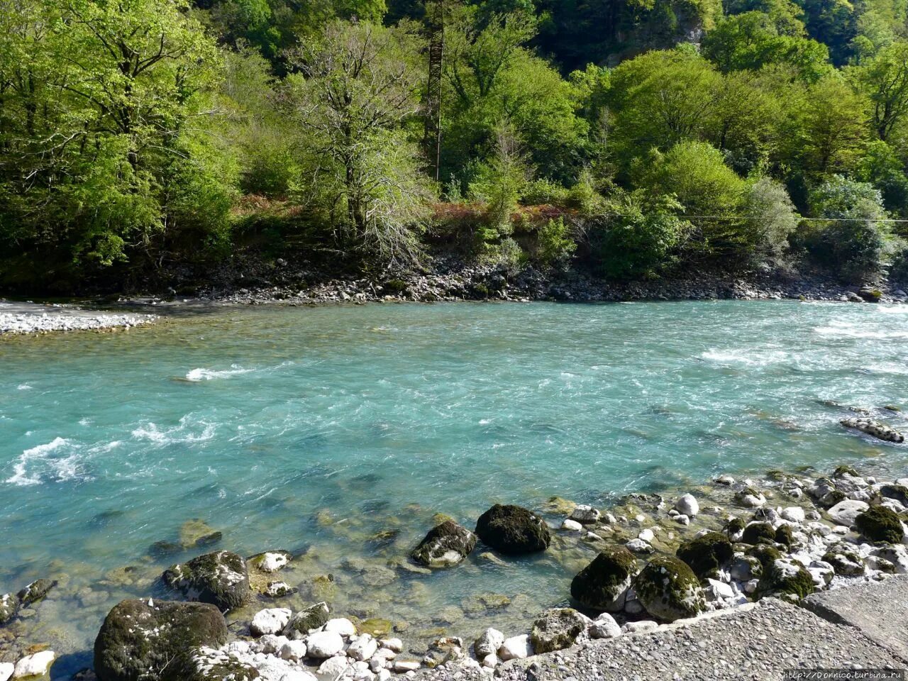 Река бзыбь абхазия фото Эти синие павлиние глаза. Голубое озеро / Blue lake