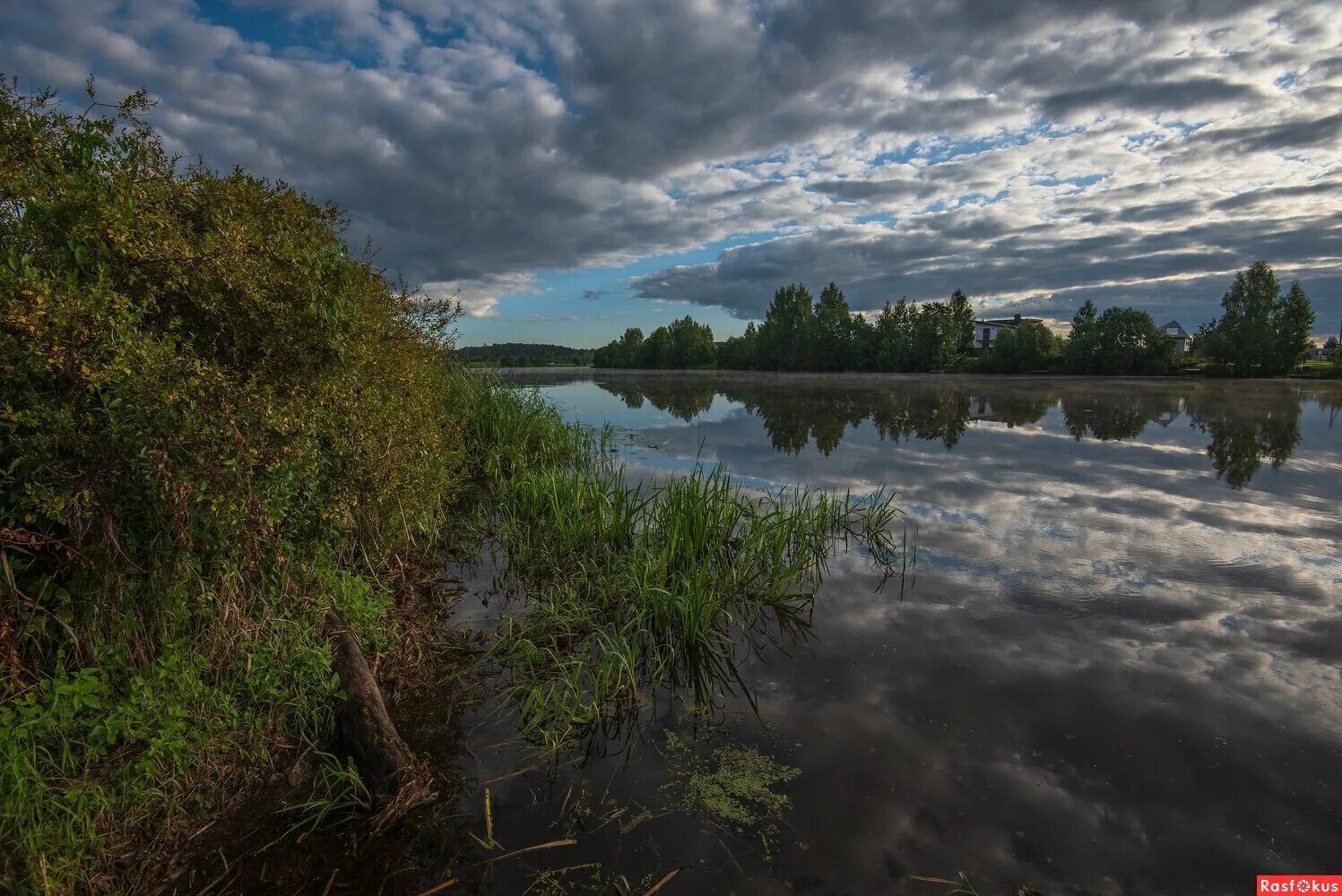 Река дубна фото Фото: Августовское утро на реке Дубне.. Фотограф Виктор Евстратов. Пейзаж. Фотос