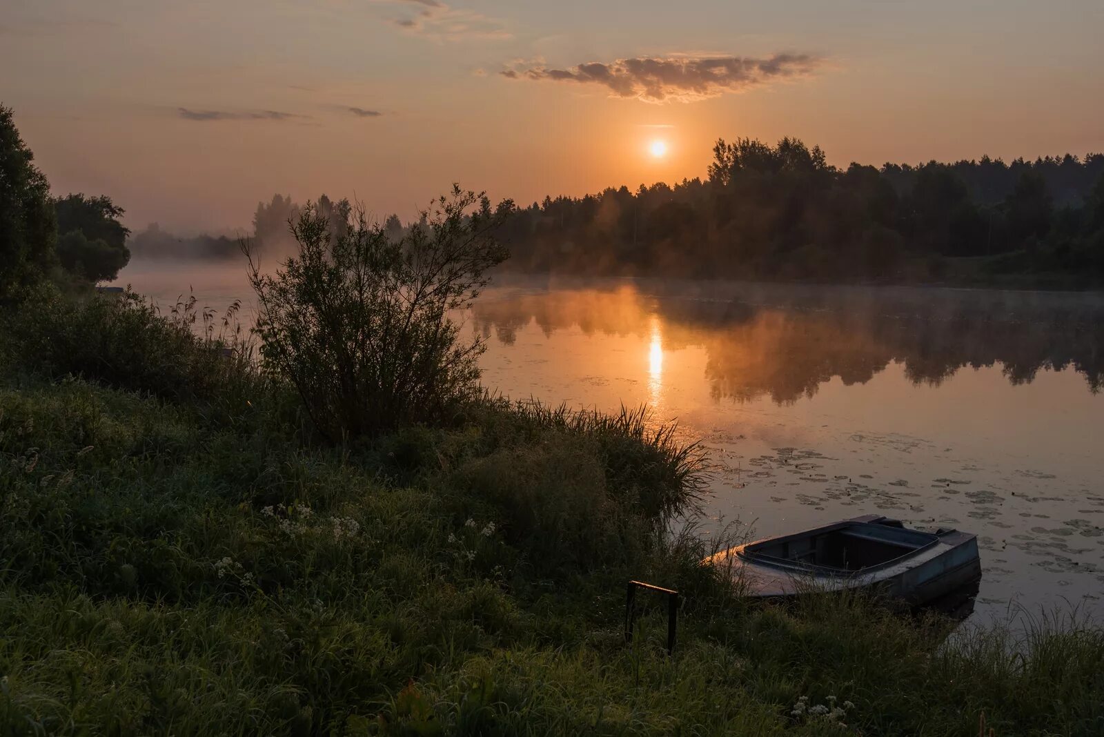 Река дубна фото Просмотр изображения Июньское утро на реке Дубне. - Club Nikon