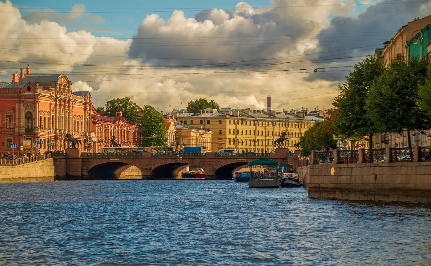 Река фонтанка фото Начало осени в Санкт-Петербурге 15 / Ани́чков мост - автодорожный каменный арочны