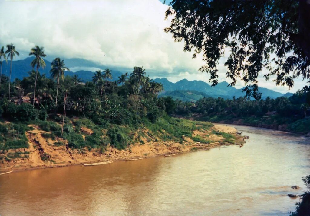 Река меконг фото Mekong River Golden Triangle A minor crossing of the Mekon. Flickr