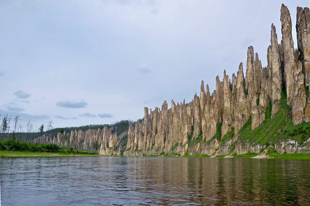 Река синяя в якутии фото Шпили Синей реки, Якутия Dersu Клуб Foto.ru