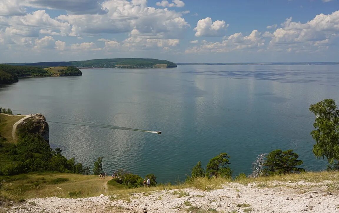 Река уса самарская область фото мчится катер по реке Усе