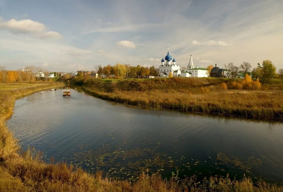 Реки владимирской области фото На реке Каменка. Суздаль. © Серж Январев. 2023 Леса и озёра. Природа России. ВКо