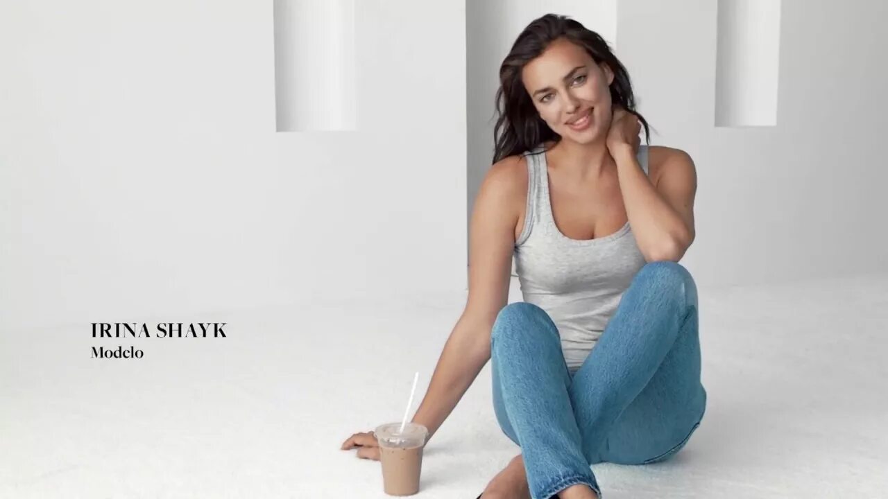 Реклама глории джинс с ириной шейк фото Irina Shayk Intimissimi - Anuncio Publicidad Spot Ad España 2017 - YouTube