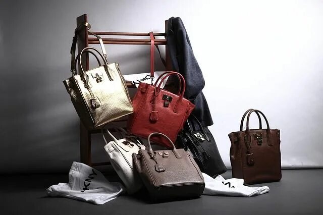 Реклама итальянских сумок фото Free Image on Pixabay - Bag, Skin, Color, Desaturation Handbag, Celine luggage b