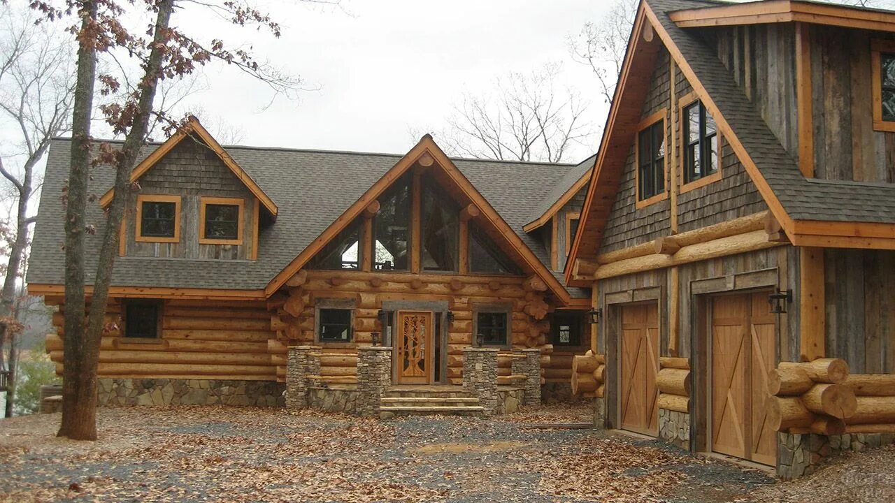 Реконструкция деревянных домов фото Фото бревенчатого дома Log homes exterior, Log home plans, Log homes