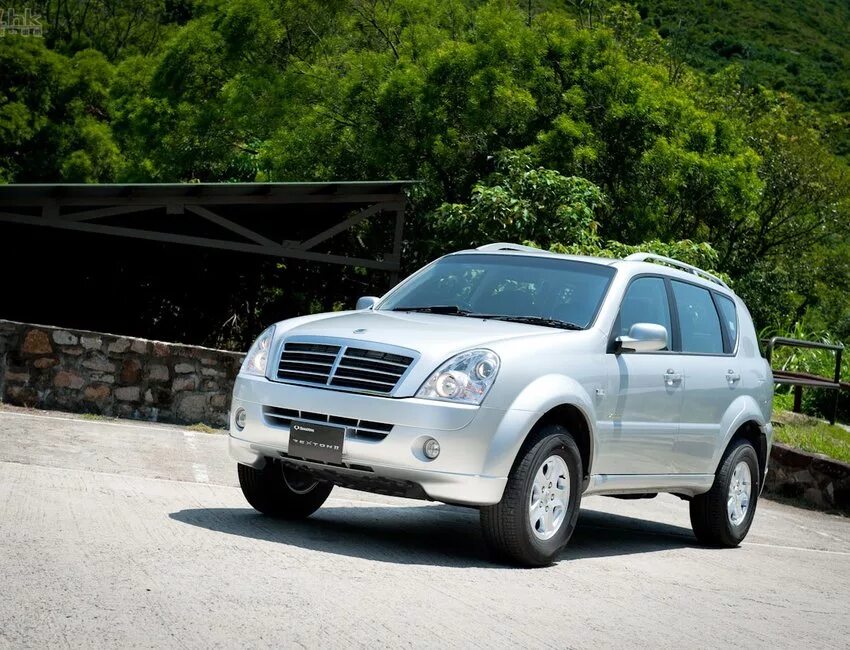 Рекстон фото автомобиля Ssangyong Rexton