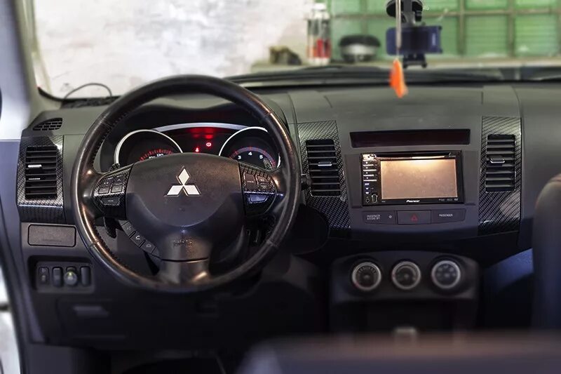 Ремонт аутлендера своими руками Mitsubishi Outlander XL Доработка интерьера + Бонус - D2 на DRIVE2