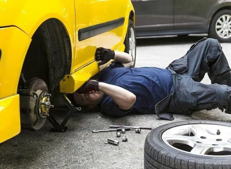 Ремонт авто своими руками Bringhton #carrepair Service at the most affordable price by Nick Ryan Motor Wor