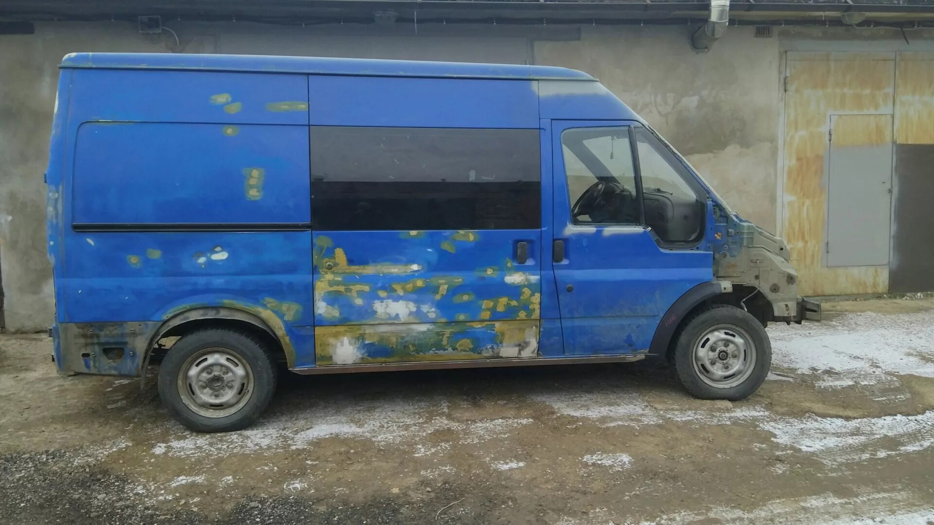 Ремонт форд транзита своими руками Ремонтные работы по кузову 2 - Ford Transit (6G), 2,4 л, 2000 года кузовной ремо