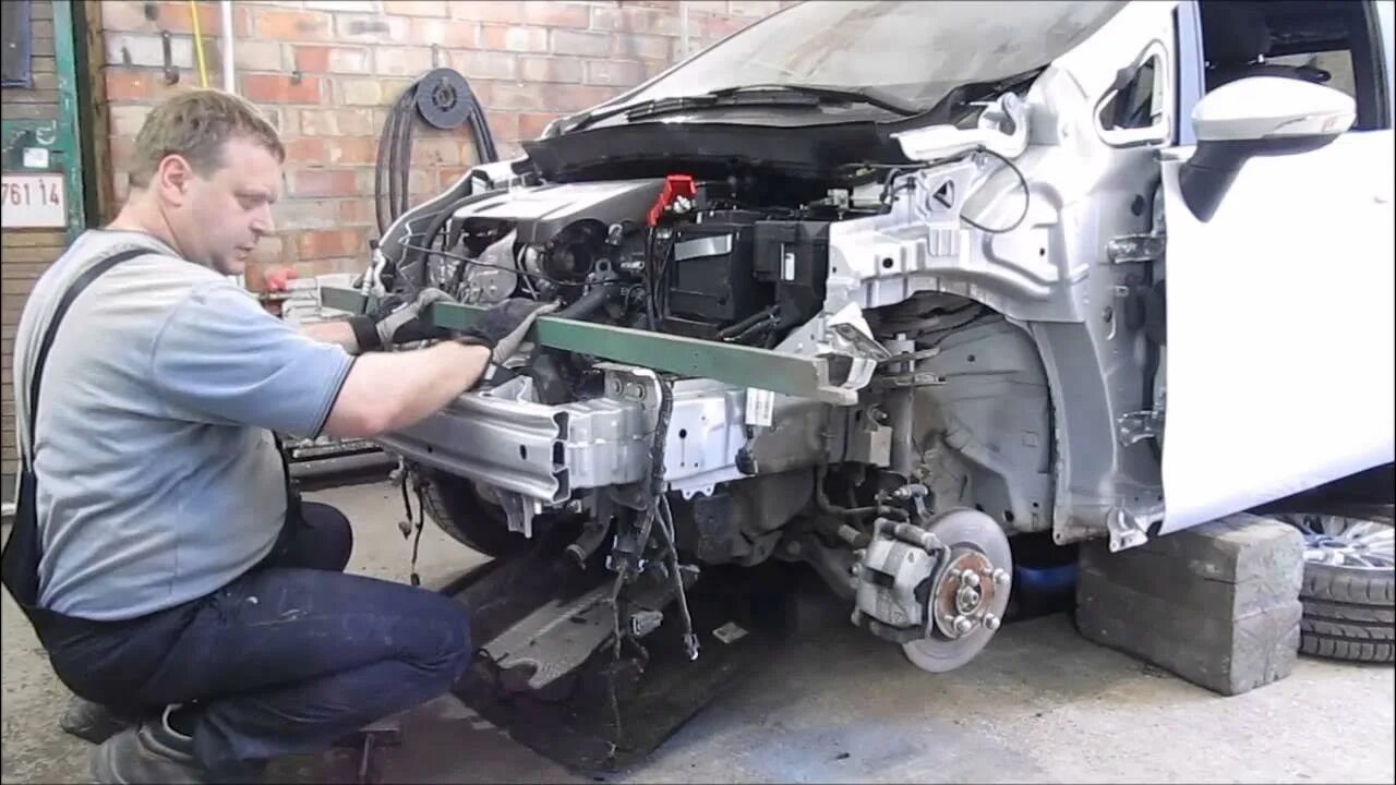 Ремонт фордов своими руками Ford B-Max. The front car repair. Ремонт переда машины. - YouTube