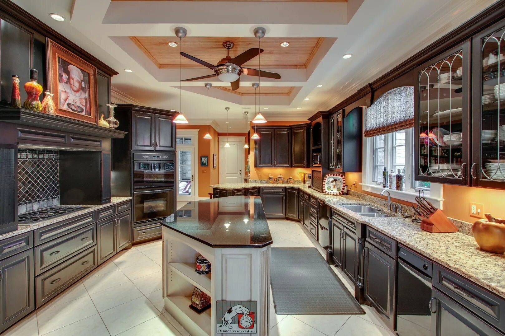 farm house kitchen Kitchen remodel small, Kitchen remodel, Small space kitchen