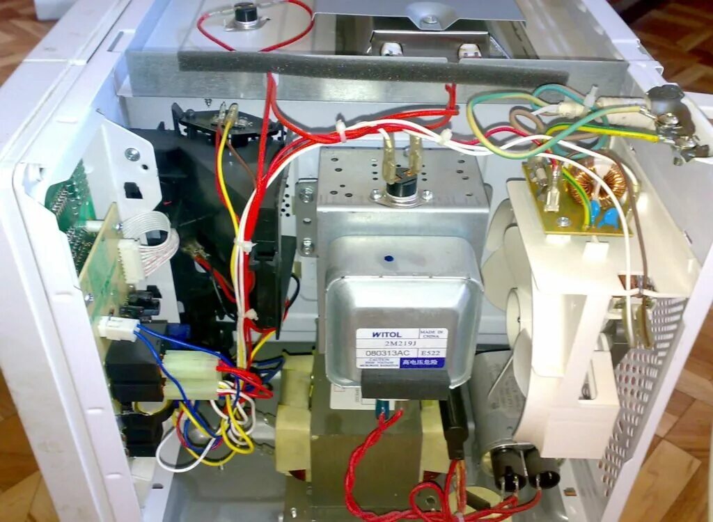 Ремонт микроволновки своими руками подробно видео Ремонт мелкой бытовой техники в Серебряных Прудах: 120 мастеров по ремонту бытов