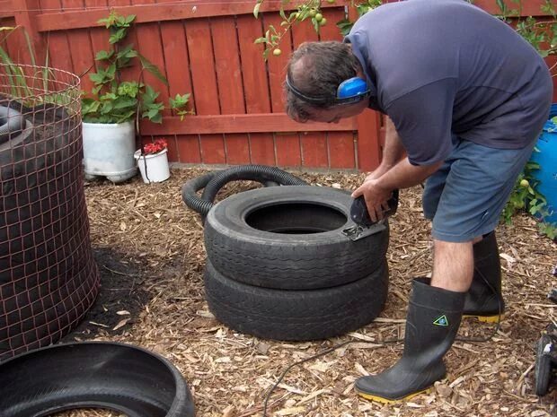 Ремонт покрышку своими руками Fish Pond From Tractor (or Car) Tires Tire pond, Tractor tire pond, Used tires