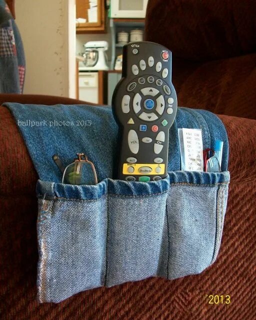 Ремонт пультов своими руками ADVENTURES IN THE BALLPARK: Handy Re-dos Chair pockets, Diy holder, Blue jeans c