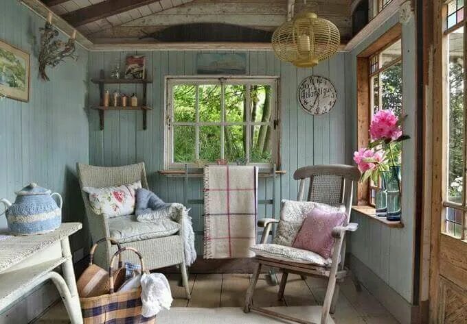 Ремонт старой дачи своими руками Inside the Summer house. Decoración de unas, Interiores de cabañas, Interiores d