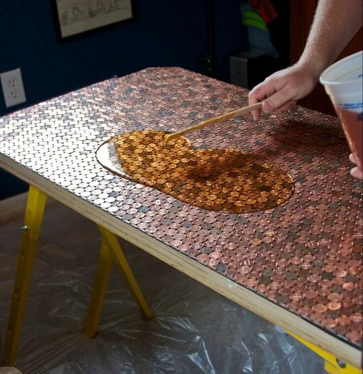 Ремонт столешницы своими руками Столешницы с эпоксидной смолой Penny floor, Diy projects, Penny table