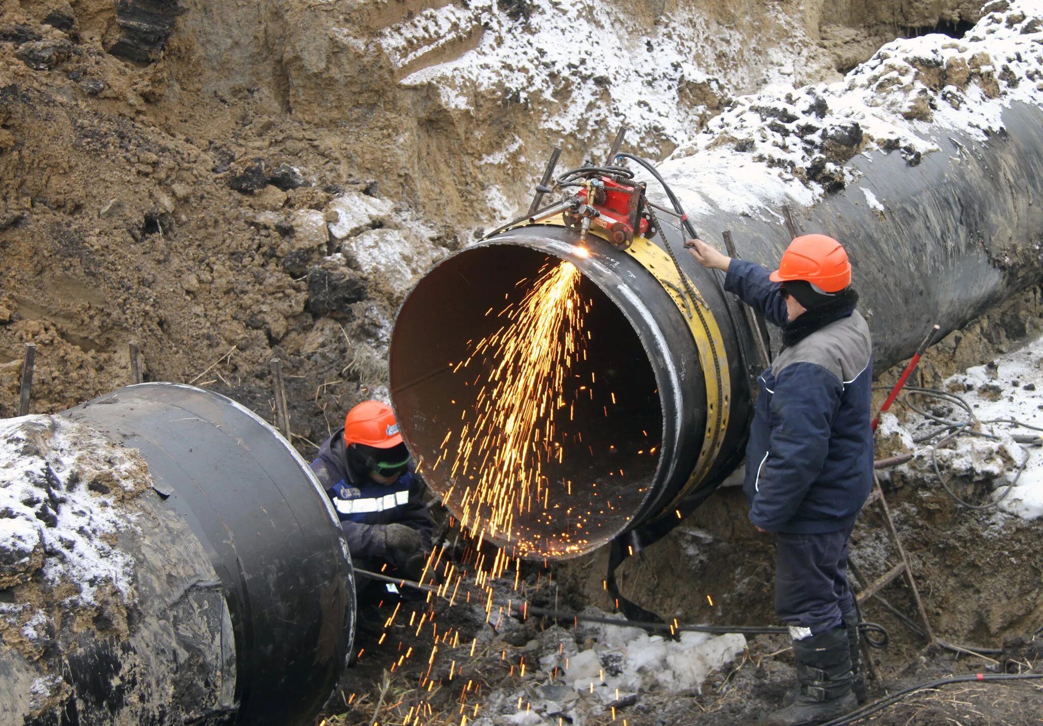 Ремонт труб фото Газпром трансгаз Томск" завершил самый крупный текущий ремонт магистрального газ