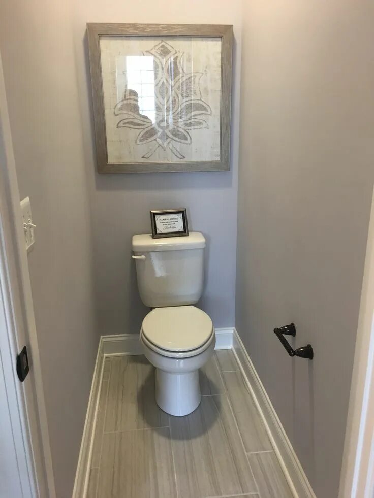 Ремонт туалета в квартире своими руками недорогой Pin on Model Homes Restroom decor, Small bathroom, Small bathroom decor