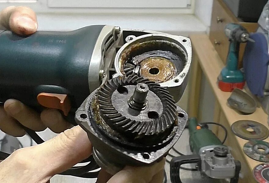 Ремонт УШМ Makita GA5030