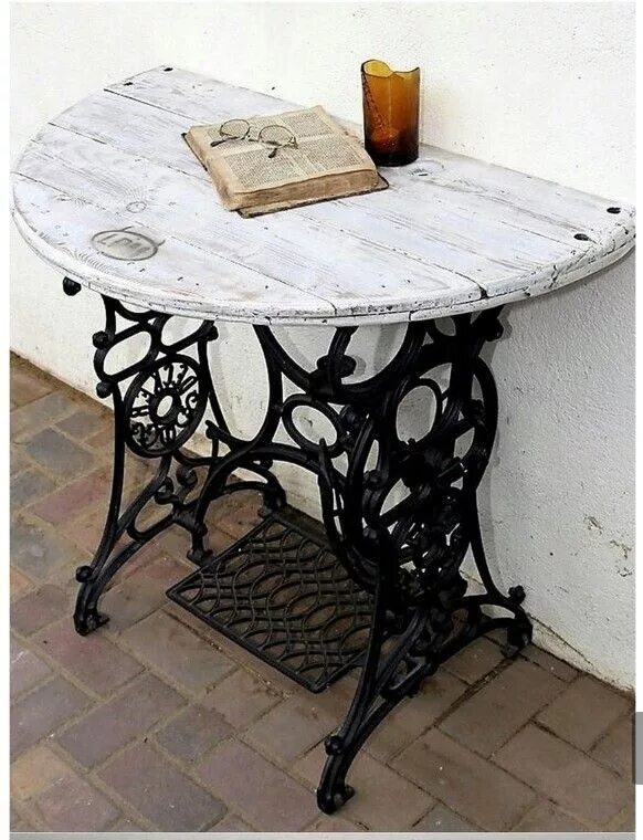 Ремонт зингер своими руками Pin on Relooking Sewing table repurpose, Furniture makeover, Antique sewing tabl