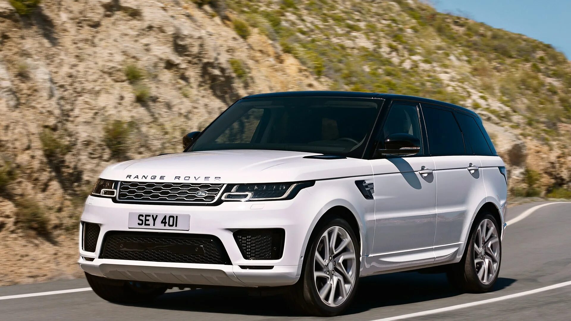 Рендж ровер спорт новый цена фото The Range Rover Sport has gone hybrid British GQ British GQ