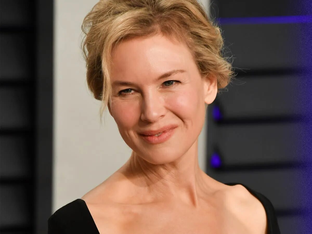 Рене зеллвегер как выглядит сейчас фото Renée Zellweger Earned A Fortune Acting - But You Won't Be Able To Guess Her Hig