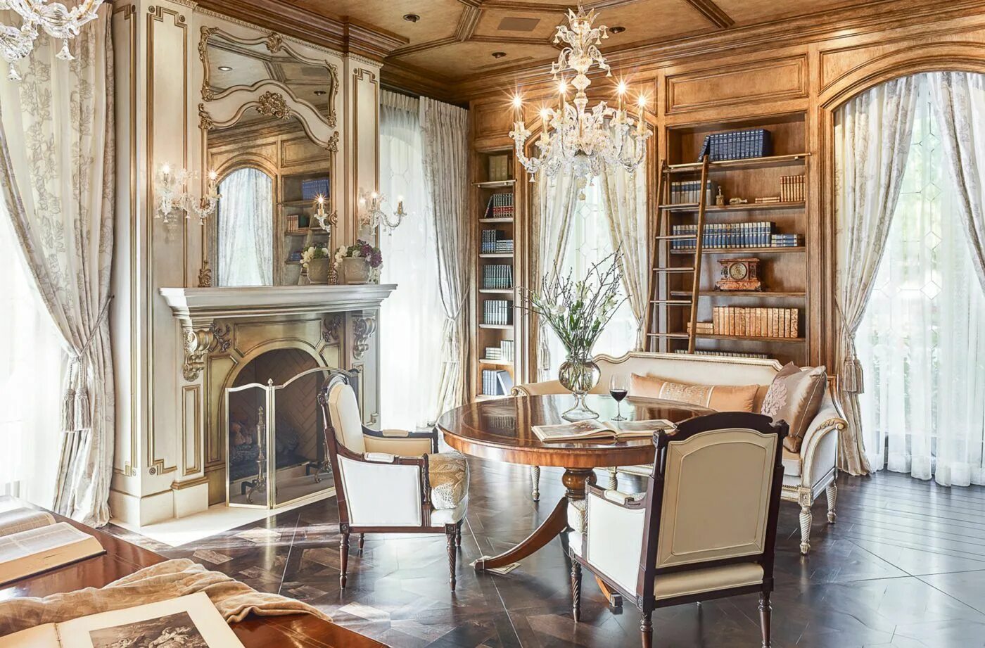 Ренессанс в современном интерьере Renaissance Revival Library by Tara Dudley Interiors