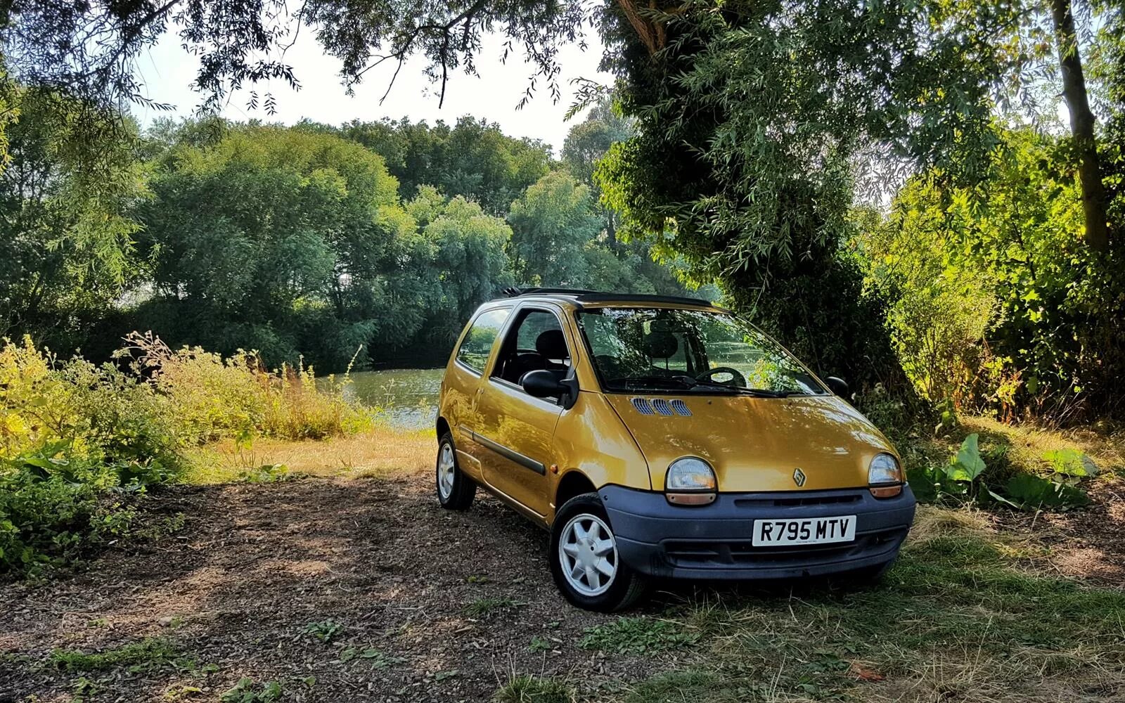 Рено 1 фото 1998 Renault Twingo Mk1 SOLD Retro Rides