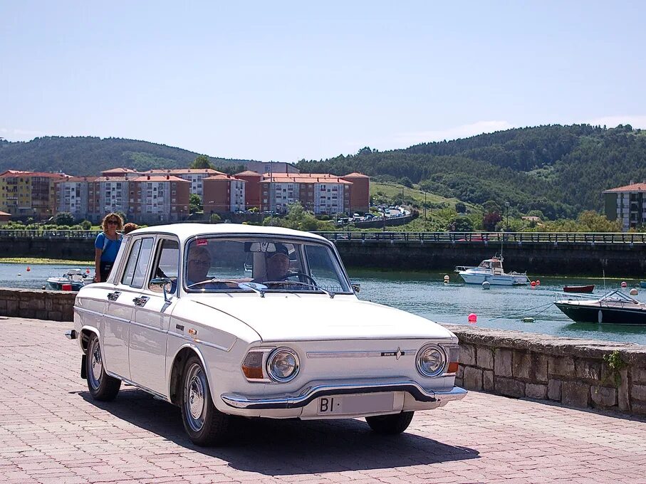 Рено 10 фото Renault 10 1 поколение седан