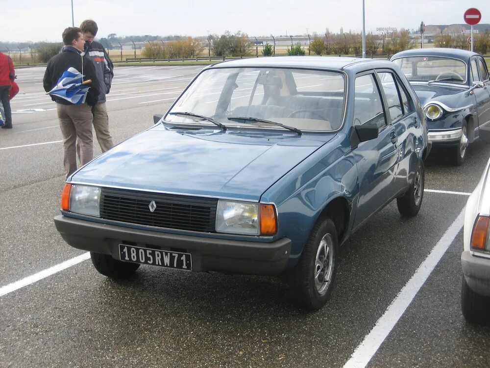 Рено 14 фото Renault 14 1 поколение рестайлинг хетчбэк