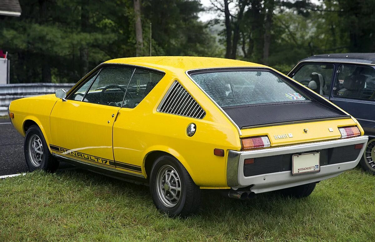 Рено 17 фото File:1972 Renault 17TS in Yellow, rear left (Lime Rock).jpg - Wikipedia