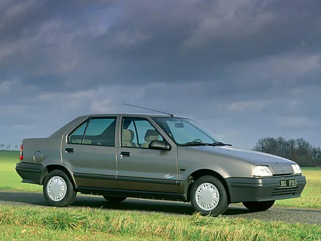 Рено 19 фото Технические характеристики Renault 19 Chamade 1.9 Diesel (64Hp) MT 1989 - 1992