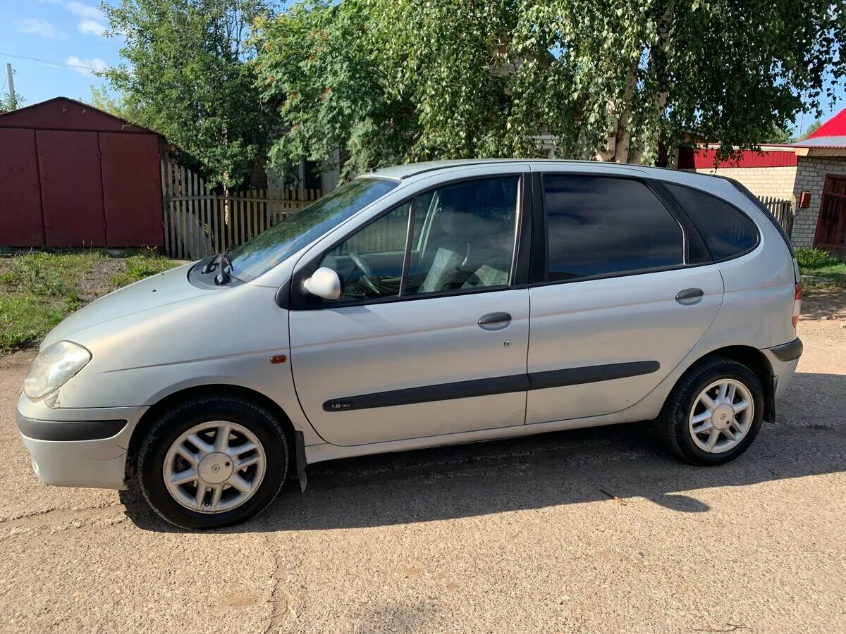 Рено 2001 года фото Купить б/у Renault Scenic I Рестайлинг 1.6 MT (107 л.с.) бензин механика в Красн