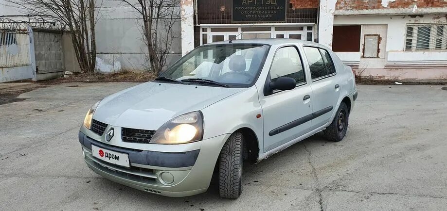 Рено 2002 года фото Рено симбол 2002г - Автопортал AutoShah.ru