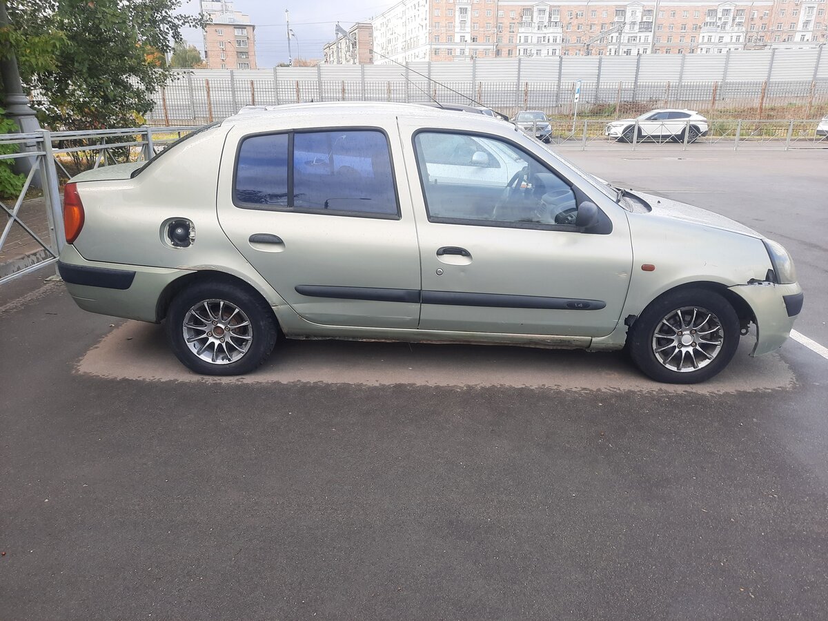 Рено 2003 года фото Купить б/у Renault Symbol I Рестайлинг 1.4 MT (75 л.с.) бензин механика в Москве